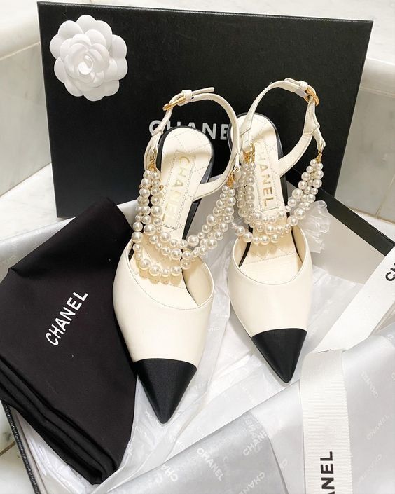 Summer New Style Pearl Strappy High Heels 0424051404