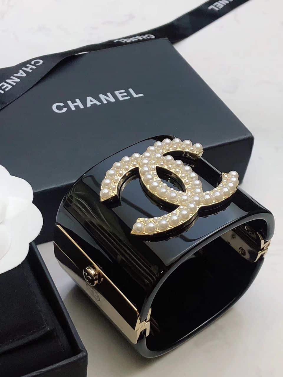 CHA New Fashion Brooch 0425022406
