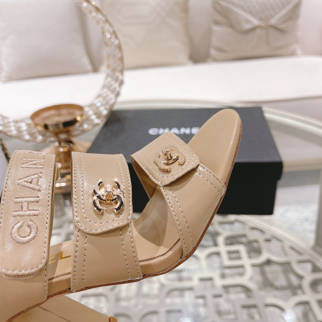 23 CL Latest Double C Logo Buckle High Heel Slippers XC04070703