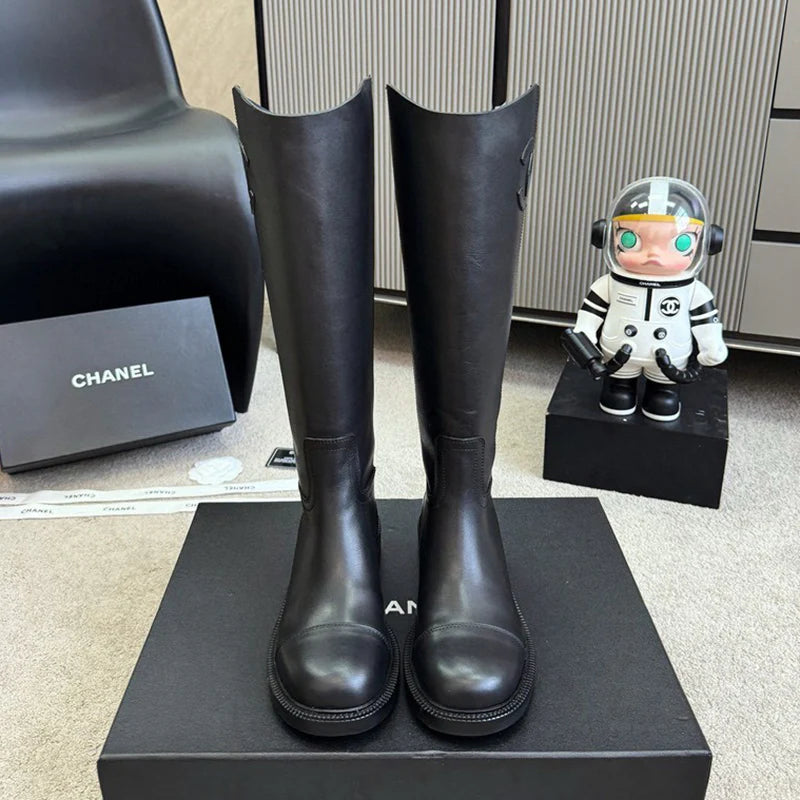 Long barreled knight leather boots for women 1024093013
