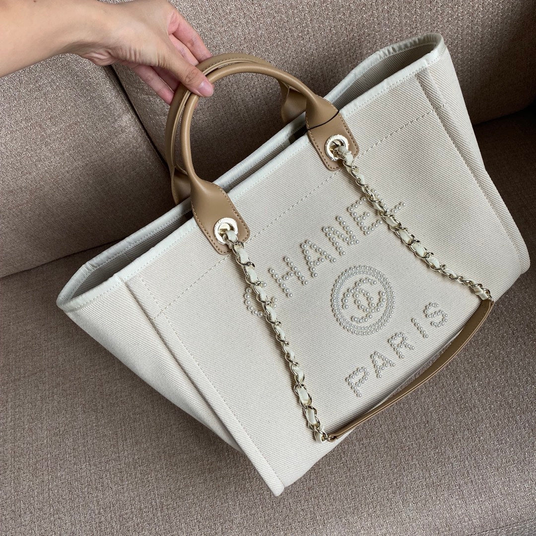CHA Deauville Tote Tweed Bag Summer Collection White For Women 0425022502