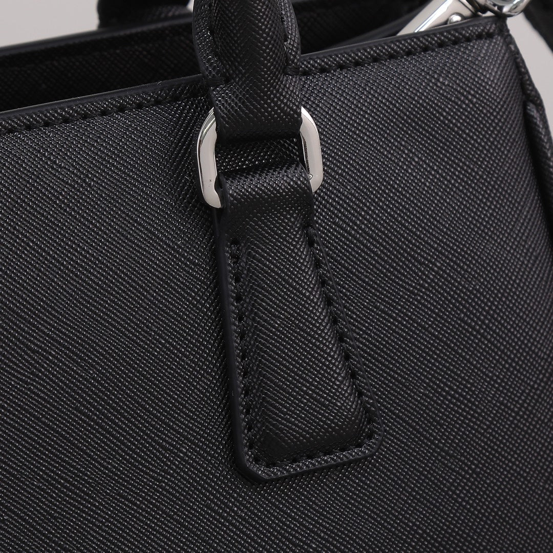 The latest hit three-in-one killer bag for women 2404082101