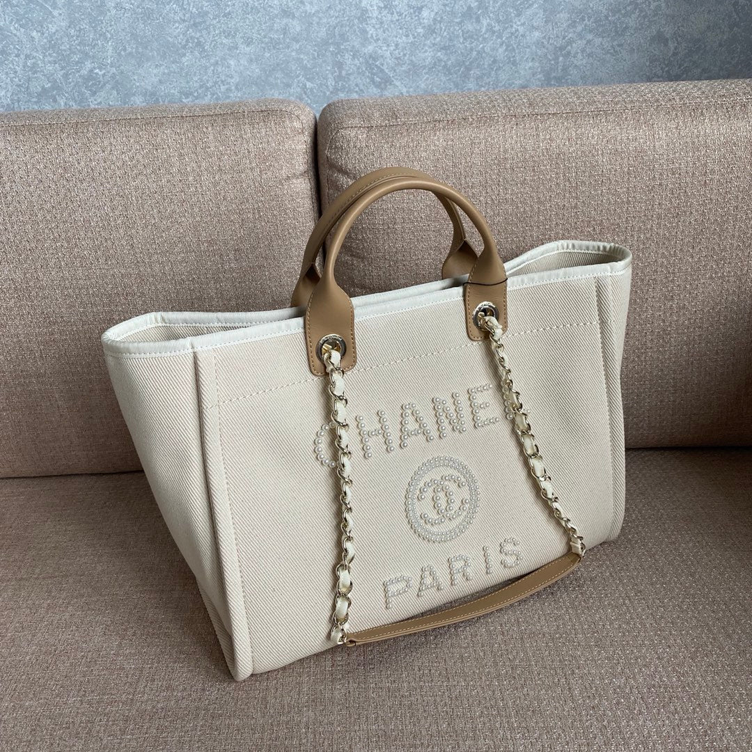 CHA Deauville Tote Tweed Bag Summer Collection White For Women 0425022502