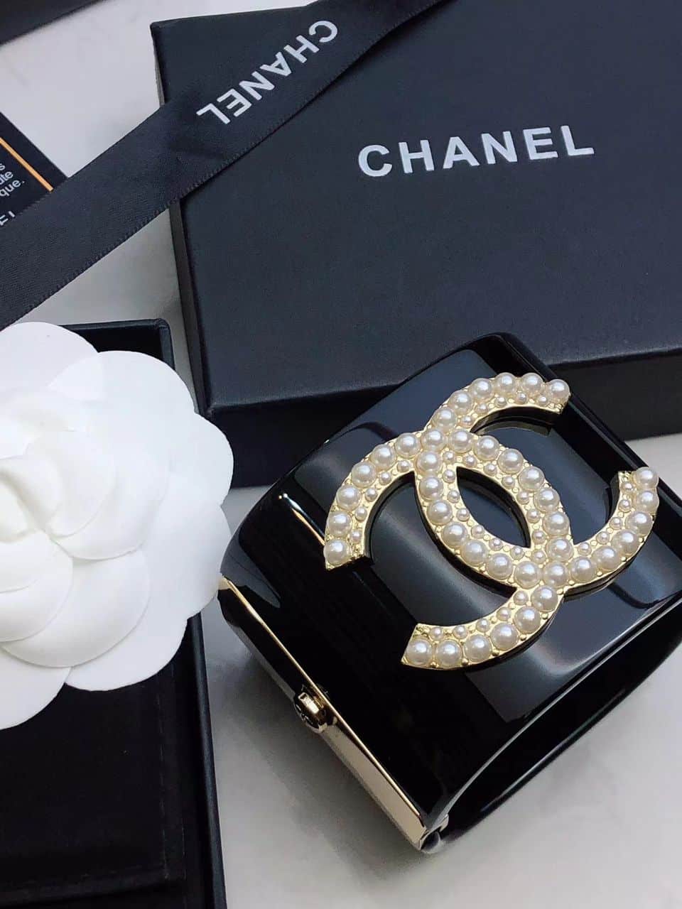 CHA New Fashion Brooch 0425022406