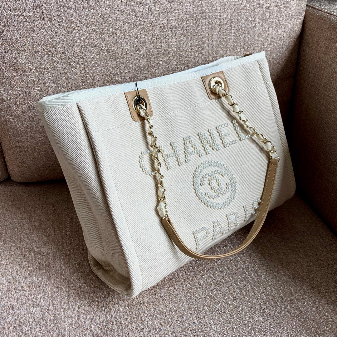 CHA Deauville Tote Tweed Bag Summer Collection White For Women 0425022502