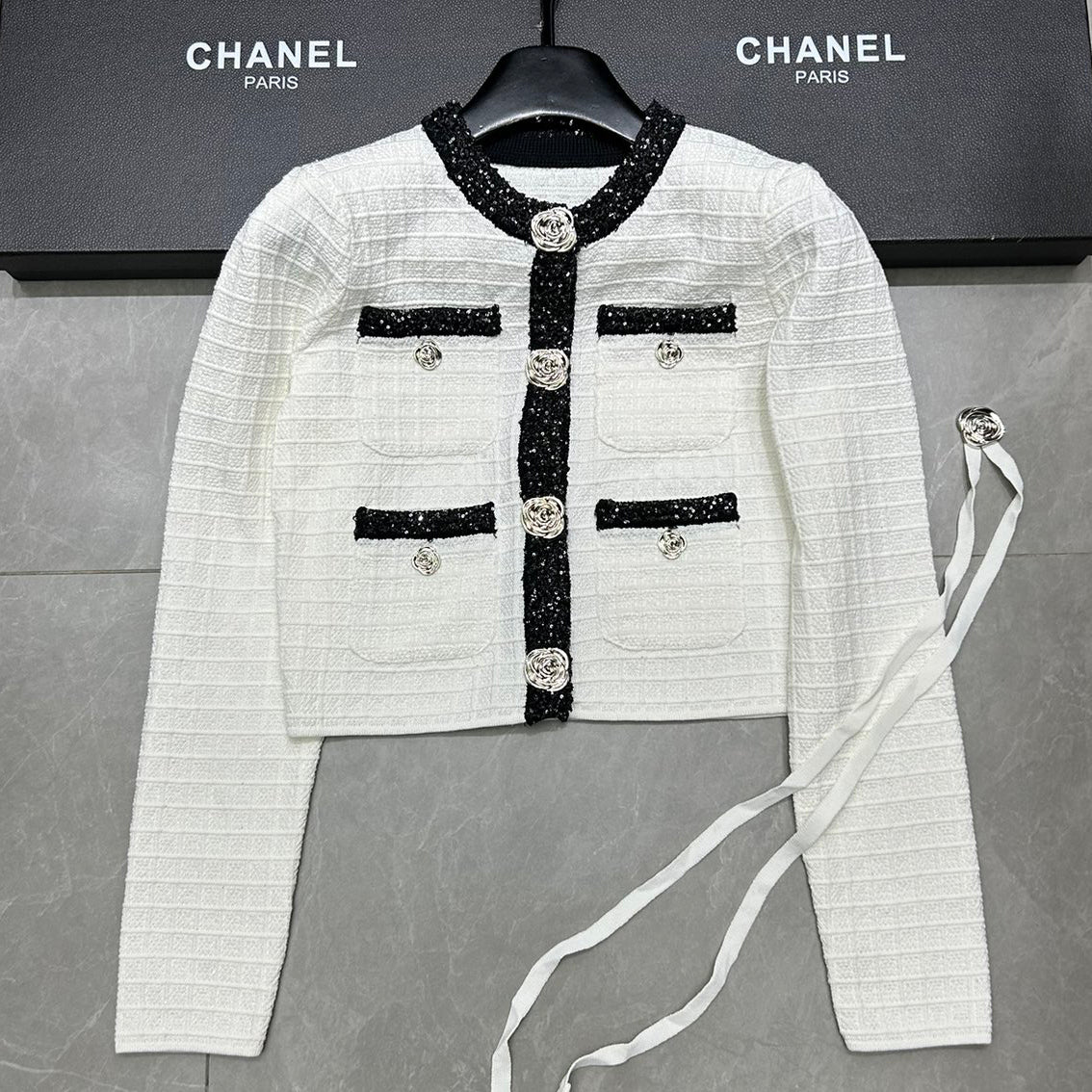 Camellia bead edge knitted cardigan 1024102205