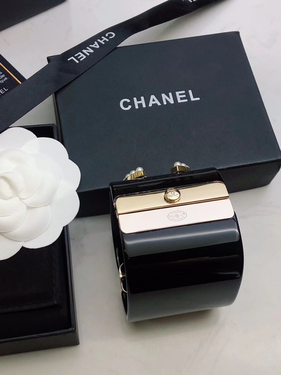 CHA New Fashion Brooch 0425022406