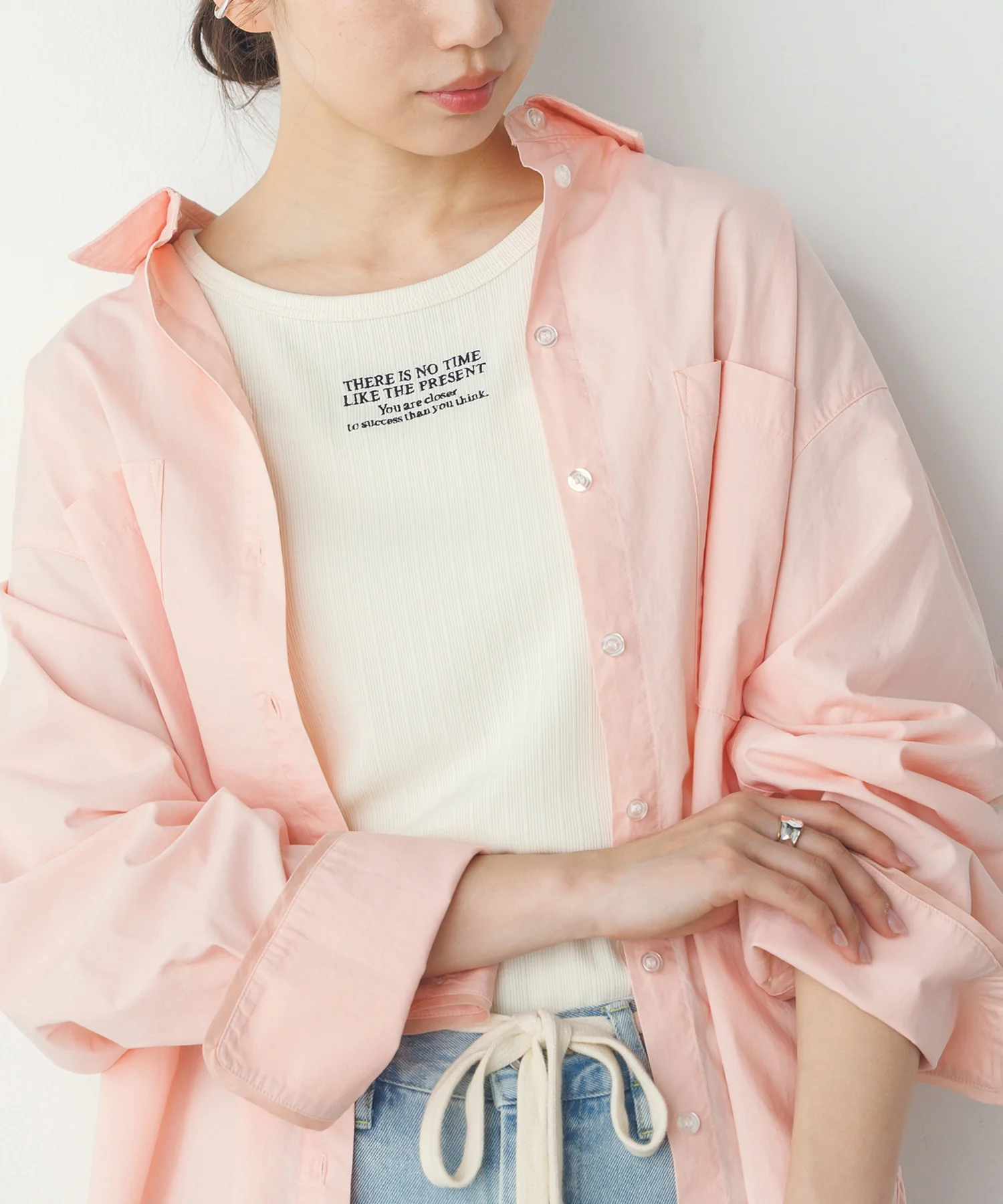 ロゴ刺繍 リブタンクトップ